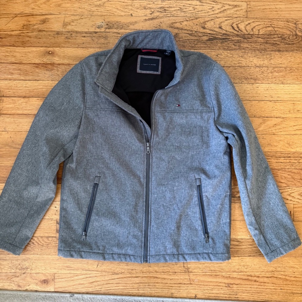 Tommy Hilfiger Mens M Gray Softshell Jacket Full Zip Mesh Lined Zip Pockets